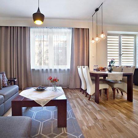 Niepodleglosci Serviced Apartments Warschau Exterior foto