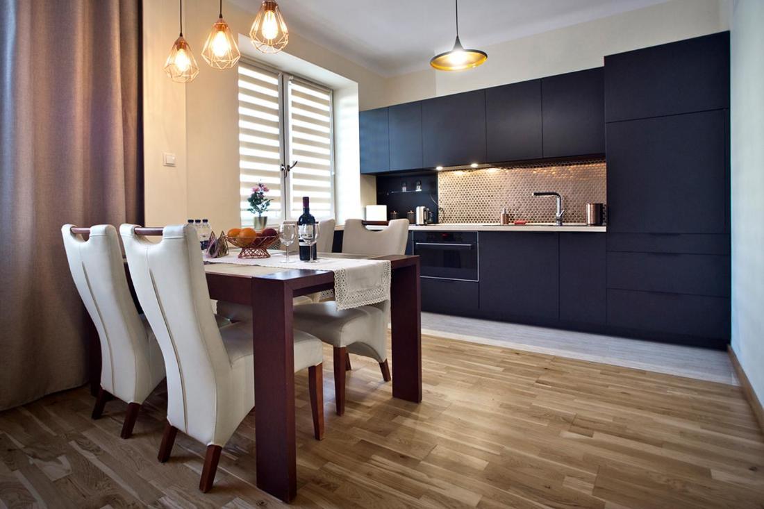 Niepodleglosci Serviced Apartments Warschau Exterior foto